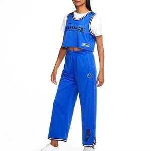 Nike Force Women’s Basketball WNBA Jersey Set Size Medium NWT